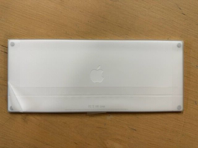 APPLE MAGIC KEYBOARD 2 | MK2A3LL/A | SILVER/WHITE NEW Sealed Spanish Keys