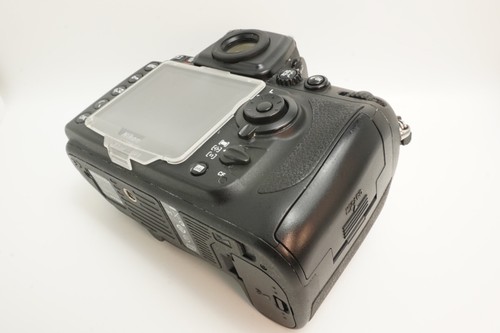 Nikon D700 12.1MP FX DSLR Camera Body Only + CF Card Tested from Japan - Picture 15 of 21