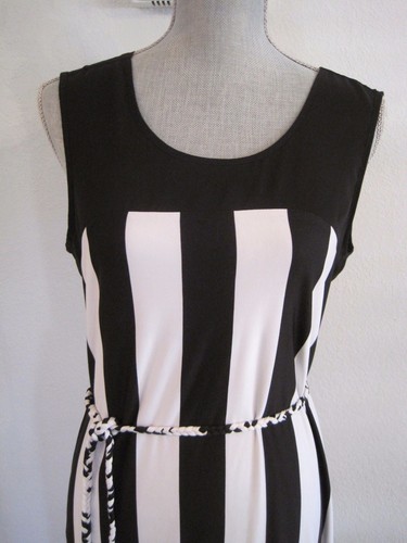 NWD MSK Small Black & White Striped Sleeveless Dress Below Knee Length - Picture 2 of 11