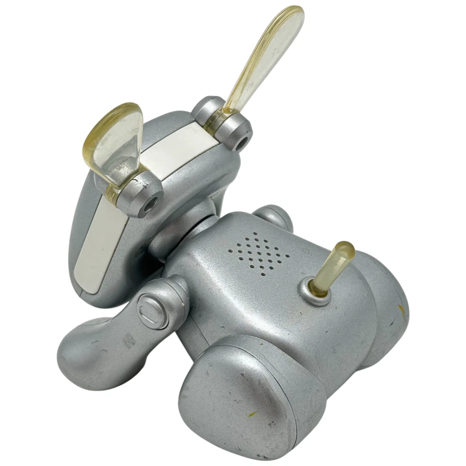 I-Dog Pup Silver Música Interactiva Reproduciendo Luz Intermitente Mascota Hasbro 2005 Foto 3 de 4