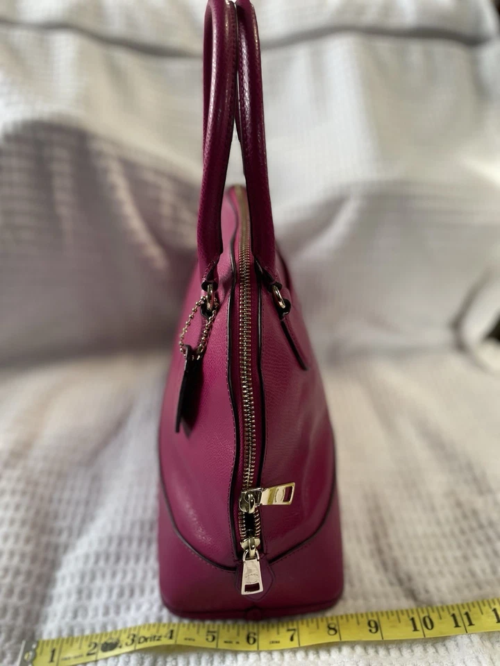 COACH 33909 CORA CUERO ABOVEDADO CARTERA Bandolera Bolso de Hombro Bolso de Mano BERRY Foto 3 de 4