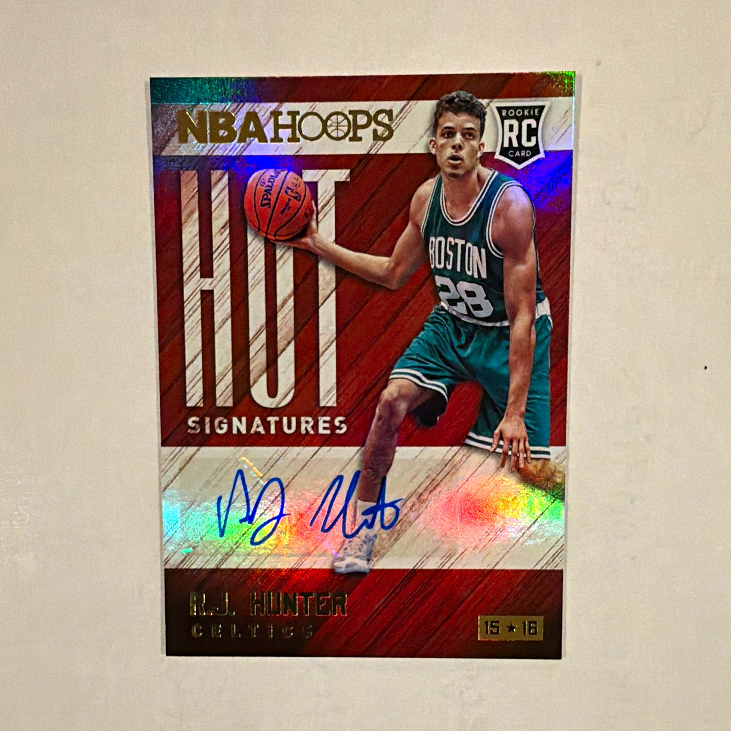 R.J. Hunter #HS-RJ 2015-16 NBA Hoops Hot Signatures