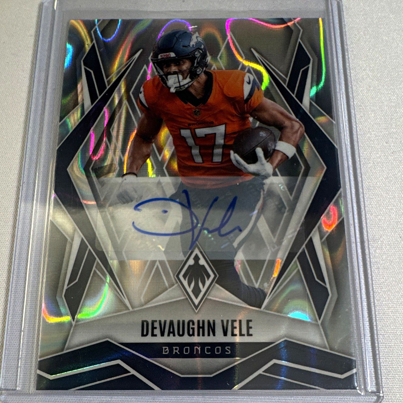 Panini Phoenix 2025 Devaughn Vele /49 Seismic Autographs #14 Broncos