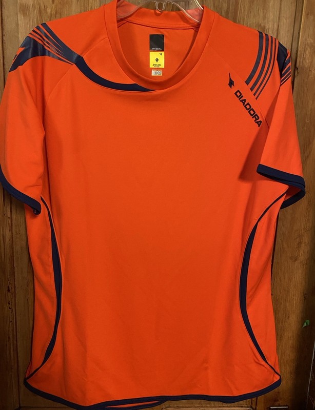 Vintage Diadora Football  Soccer T Shirt Adult Size XL Orange Embroidered Logo