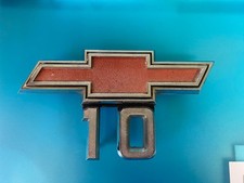 1967 - 1968 Chevrolet C10 Truck Bowtie Fender Emblem Badge Ornament P 3893751 1967 - 1968 Chevrolet C10 Truck Bowtie Fender Emblem Badge Ornament P 3893751