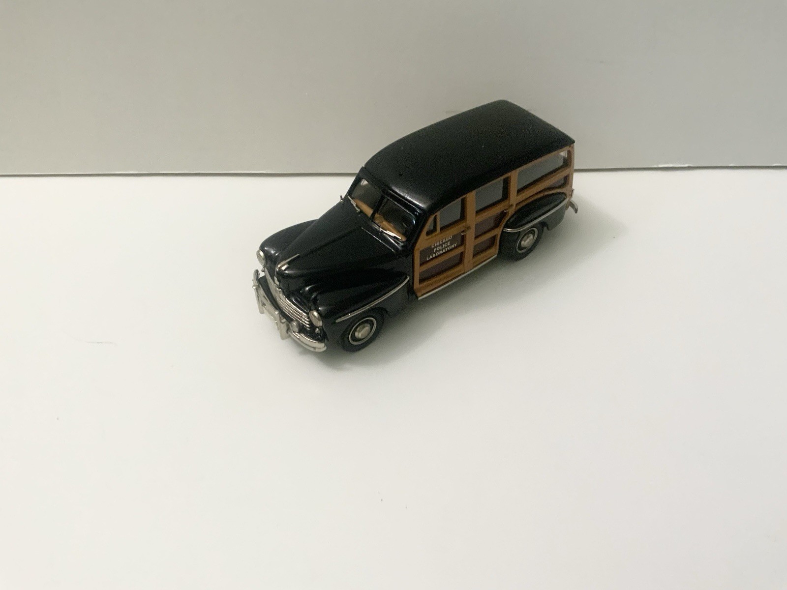 Picture 1 of 8