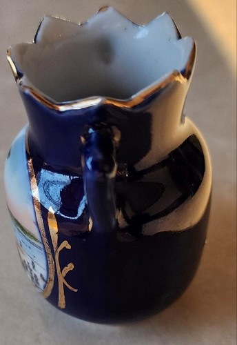 RARE VINTAGE COBALT PORCELAIN SOUVENIR VASE NEWPORT BEACH CA. MADE IN GERMANY - Picture 7 of 10
