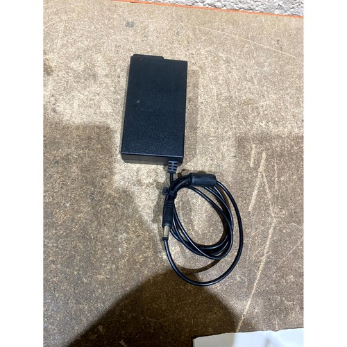 TPV Electronics ADPC1945 AC Adapter 19 Volt für Philips 237E4Q & 224E5Q Monitor