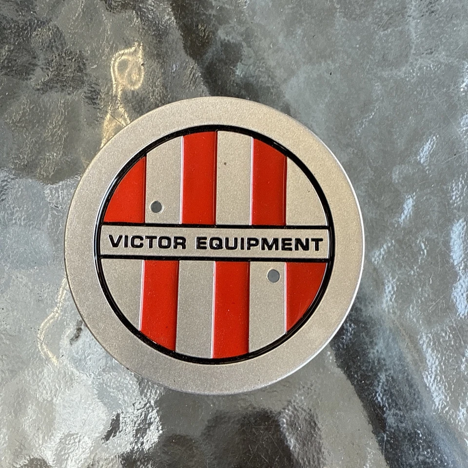 VICTOR EQUIPMENT CENTRO RUEDA PERSONALIZADO C-E76 (PARA 1 TAPA) Foto 2 de 4