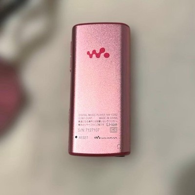 SONY NW-E052 Walkman Digital Media Player MP3 2GB Pink Japanese