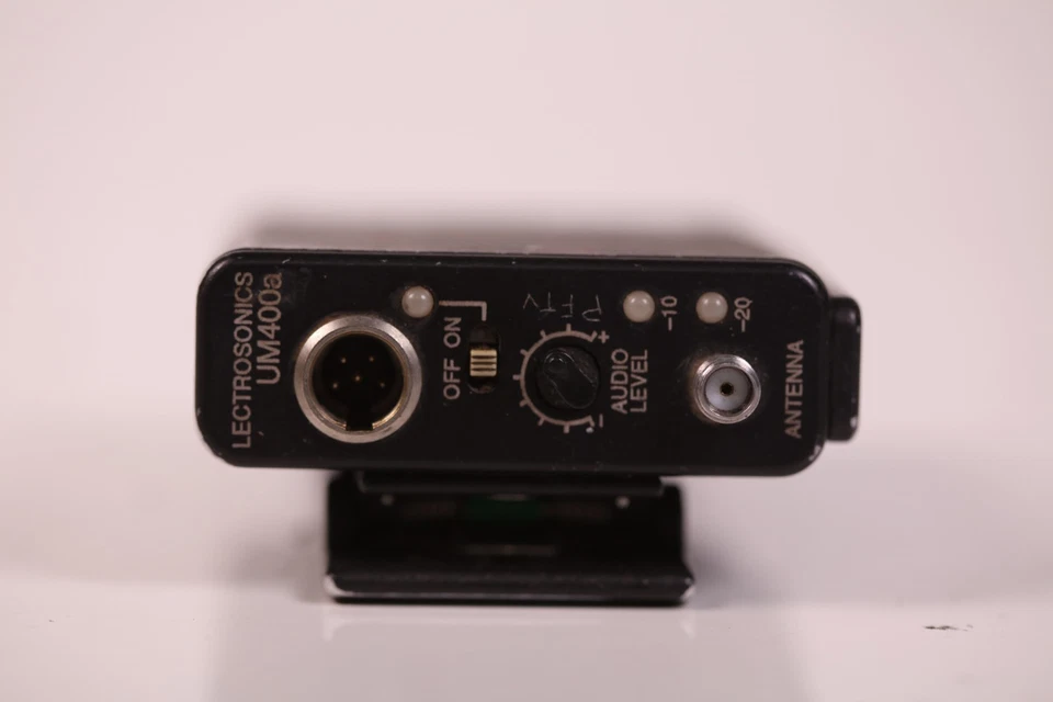 Lectrosonics UM400A Belt Pack Transmitter Block 25 - Image 2 of 4