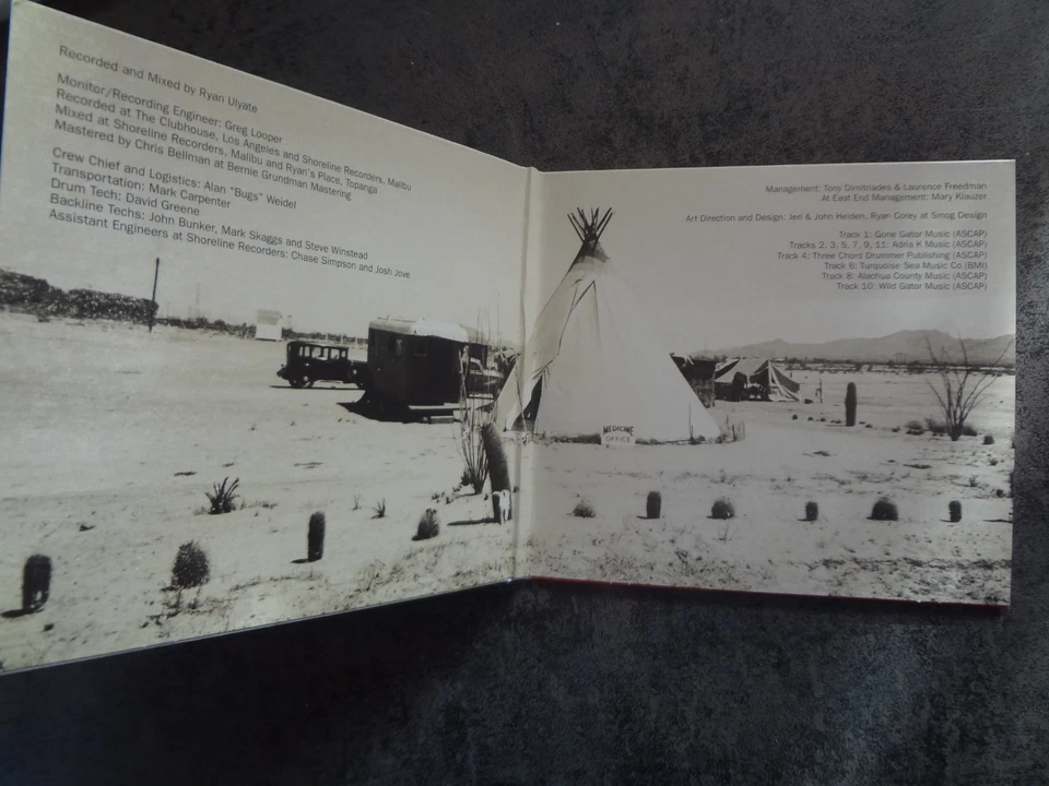 2 von Mudcrutch - (CD) -INKL. POSTCARD - DIGIPAK - NEU ABER OHNE OVP !!! - Bild 3 von 4