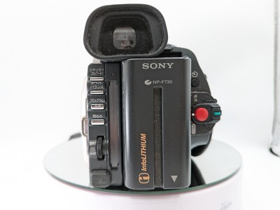 Sony Handycam DCR-TRV900 MiniDV Super Steady Shot 48x Digital Zoom