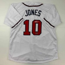 Chipper Jones Cards, Rookie Cards and Autograph Memorabilia Buying Guide 21