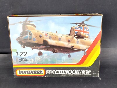Matchbox Boeing Vertol Chinook 1/72 Model Kit # PK-413  CIB ~ T616
