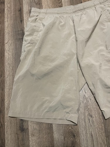 Nike Shorts, Men's Size Large, Brown, Stretchy Waist, Zip Pockets - Picture 3 of 12