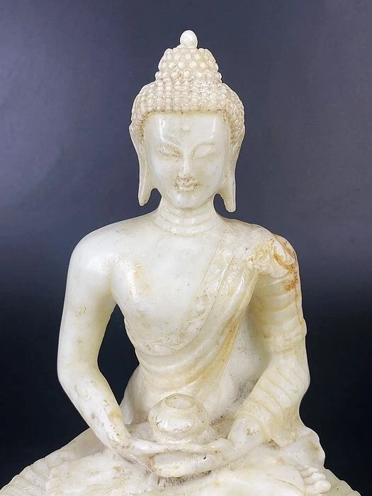 Colecciona Antigua Estatua de Buda Shakyamuni Amitabha Amitabha de Jade Blanco Chino Variante Foto 2 de 4