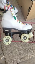 Roller skates with light up wheels size 3