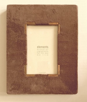 Brown Velvet Copper Accent Photo Frame Sz7.5x9.5  (5 3/8x3 3/8  Image) Hang/Desk
