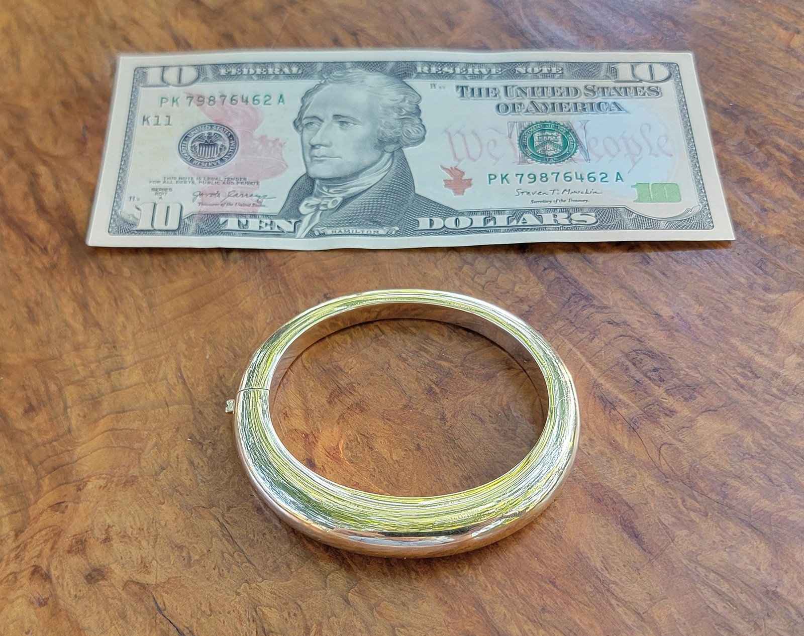 Vintage TIFFANY & CO 14K Gold Hinged Oval Bangle Bracelet Germany 56.5g