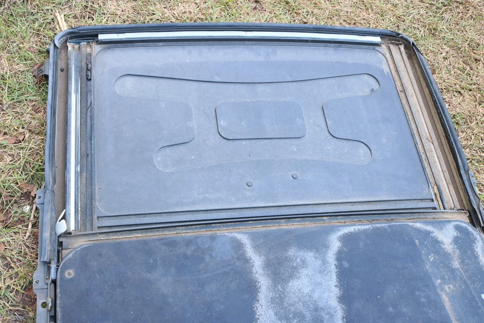 94-99 BMW E36 318I 325I 328I M3 SEDAN SLIDING SUNROOF ASSEMBLY Black OEM - Image 4 of 4