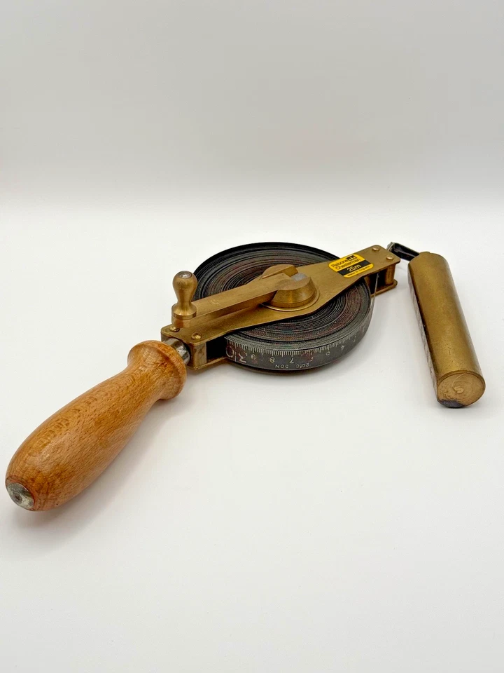 Vintage Chesterman Steel Surveyors Tape Measure – Brass Frame & Wooden Handle - Image 2 of 4