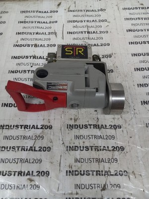 STR REMOTE SOLUTIONS UNIVERSAL RACKING SRH-URM-1