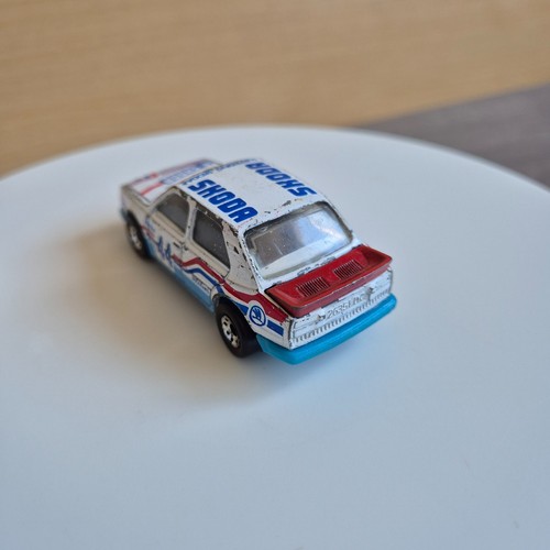 Matchbox MB44 Skoda 130LR Rally Car - Picture 3 of 5
