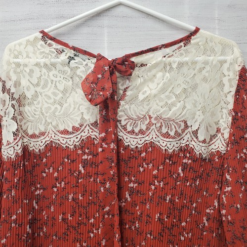 Suzanne Betro Burnt Orange Floral Lace Pullover Blouse Pleated Folds Size 2X - Picture 7 of 10