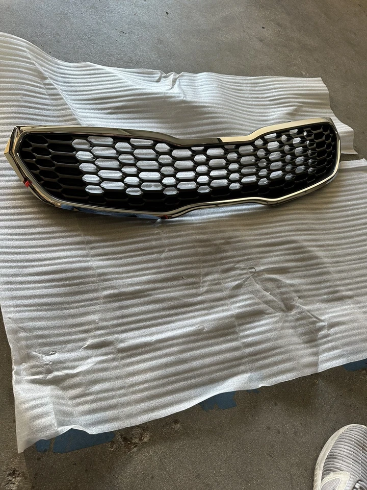 PARAGOLPES DELANTERO REJILLA RADIADOR GENUINO Cromo ⭐OEM⭐ 2014-2016 Kia Forte 86350A7500 Foto 2 de 4