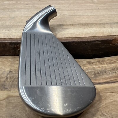 Tête De Fer 7 Titleist T300 Pour Gaucher - Club De Démo Très Bon état