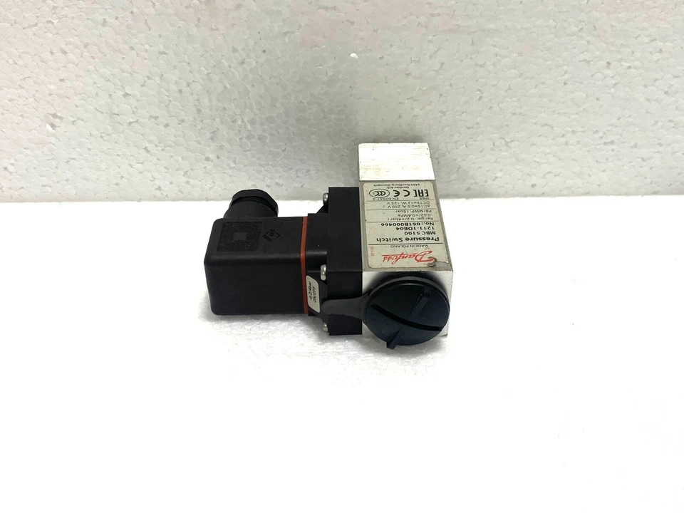 Danfoss MBC 5100 Pressure Control Switch 061B000466 - Image 4 of 4