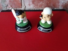 CRICKET NUT VINTAGE 2 FIGURES RESIN HEIGHT 6,5 cm