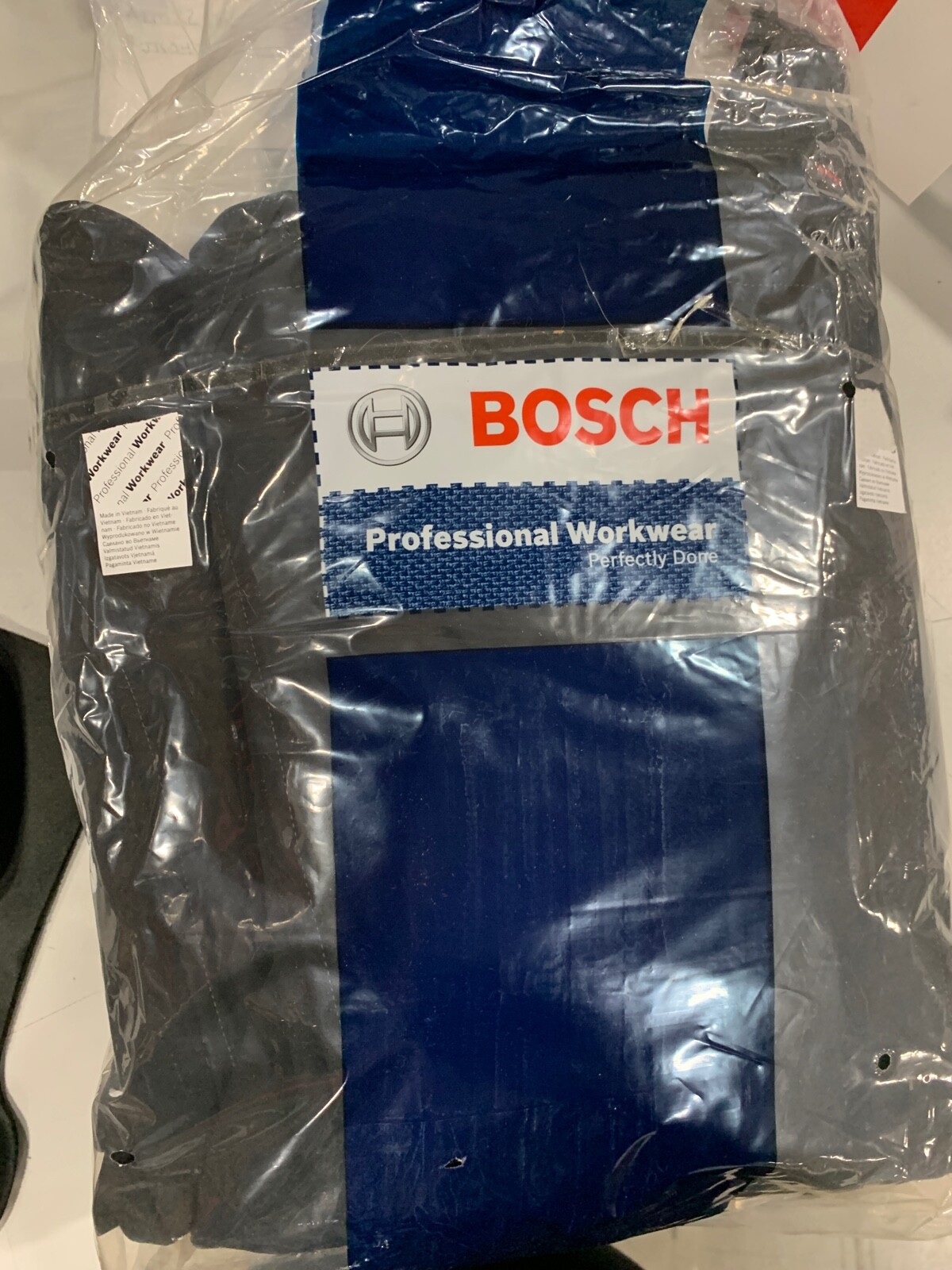 NEW Bosch L GHJ12V-20LN12 12V Max Heated Jacket Kit With FREE BATTERY