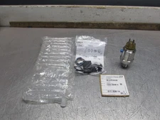 NEW! Endress Hauser PMC21-1EX6/0, Cerabar Transmitter, 0-150psi, 4-20mA, N/NIB!