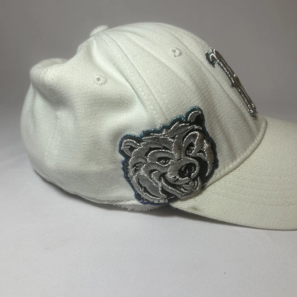 Gorra de béisbol UCLA Bruins blanca/plateada/azul... Ver fotos Foto 2 de 4
