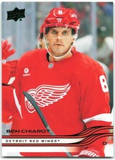 2025-26 Upper Deck Series 1 Holiday SP Green Foil #58 Ben Chiarot Detroit Red