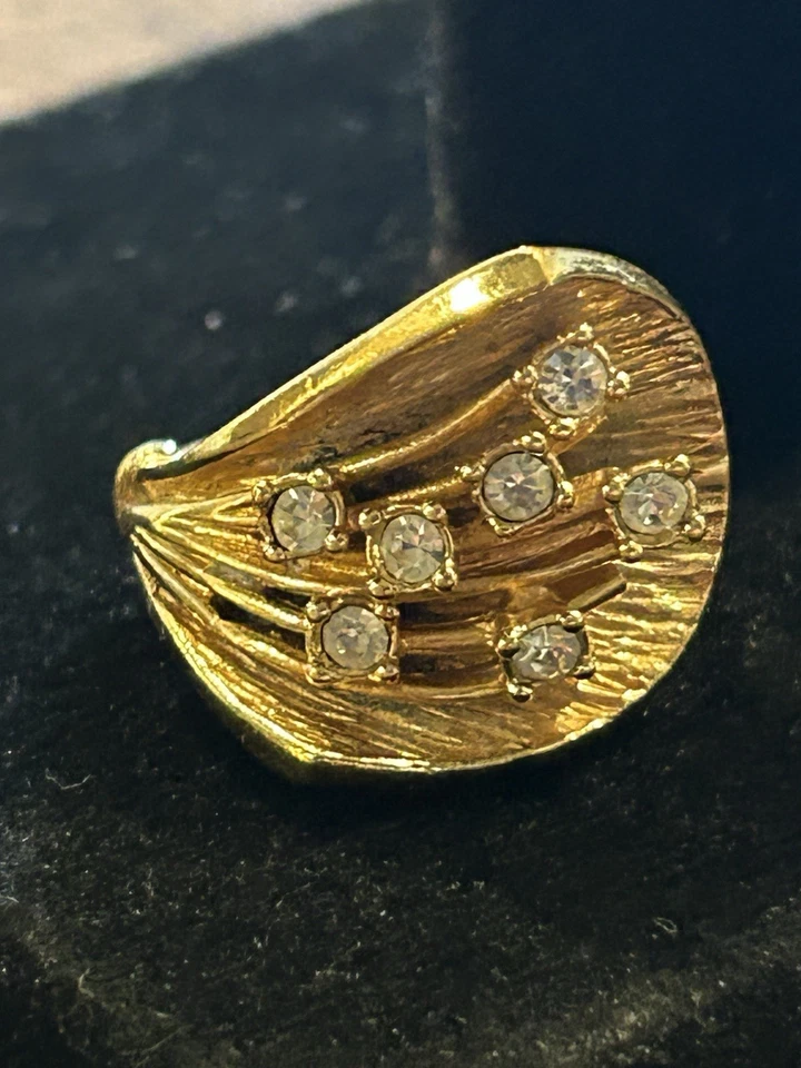 Anillo vintage de oro amarillo con caña de 10 KT GF para mujer Foto 2 de 4