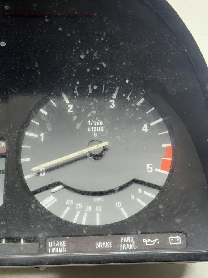 Cuadro de instrumentos 82-88 BMW E28 528e 160 k millas sin probar/piezas Foto 4 de 4