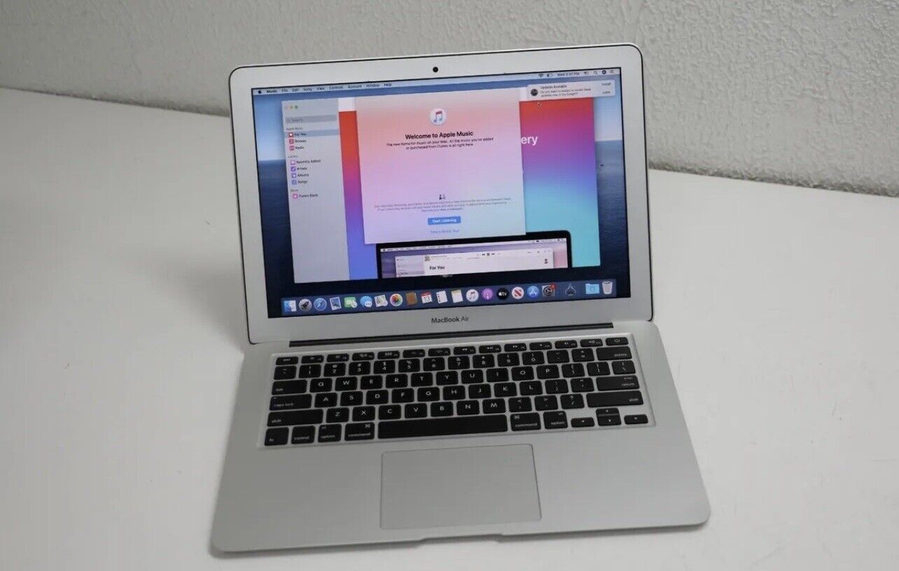 MacBook Air i5 Early 2015 13インチ256GB 4GB-