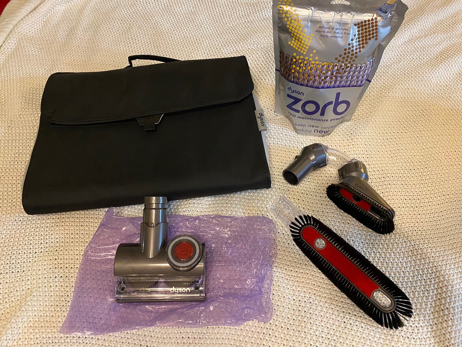 Dyson Vacuum Attachment Storage Bag – Black Case with Zorb Carpet Powder-image