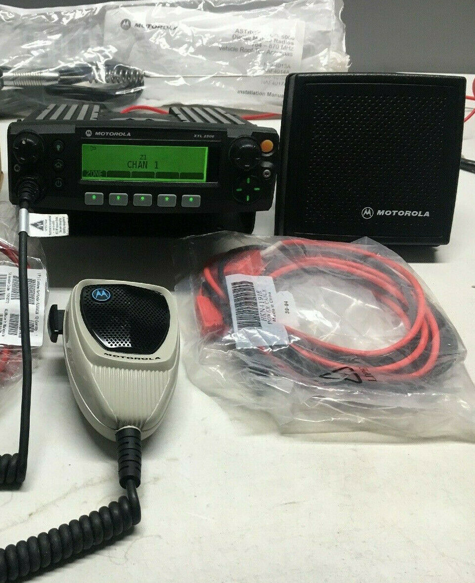 Motorola XTL2500 800mhz P25 Digital Mobile Radio M21URM9PW1AN