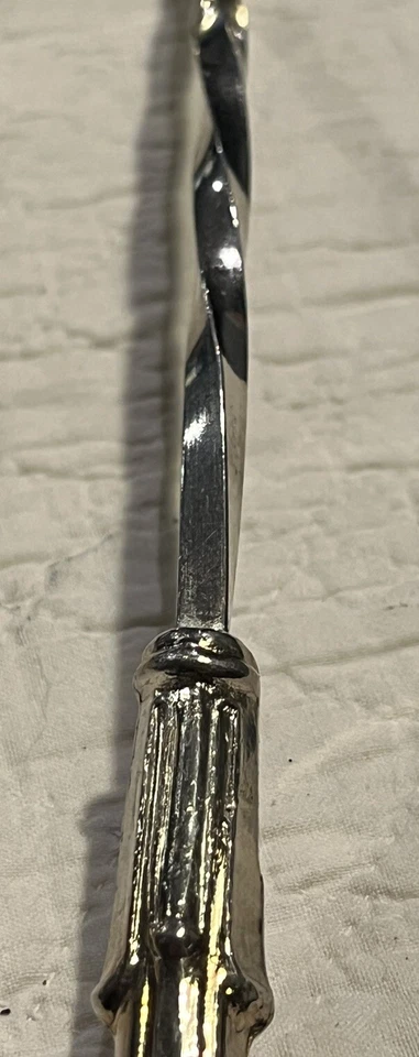"Antiguo cucharón perforador plateado FB Rogers 1883 patrón de lirio grande raro 16"" de largo" Foto 3 de 4