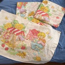Vintage 1980 Strawberry Shortcake Twin Sheet Set 3 Piece American Greetings EUC