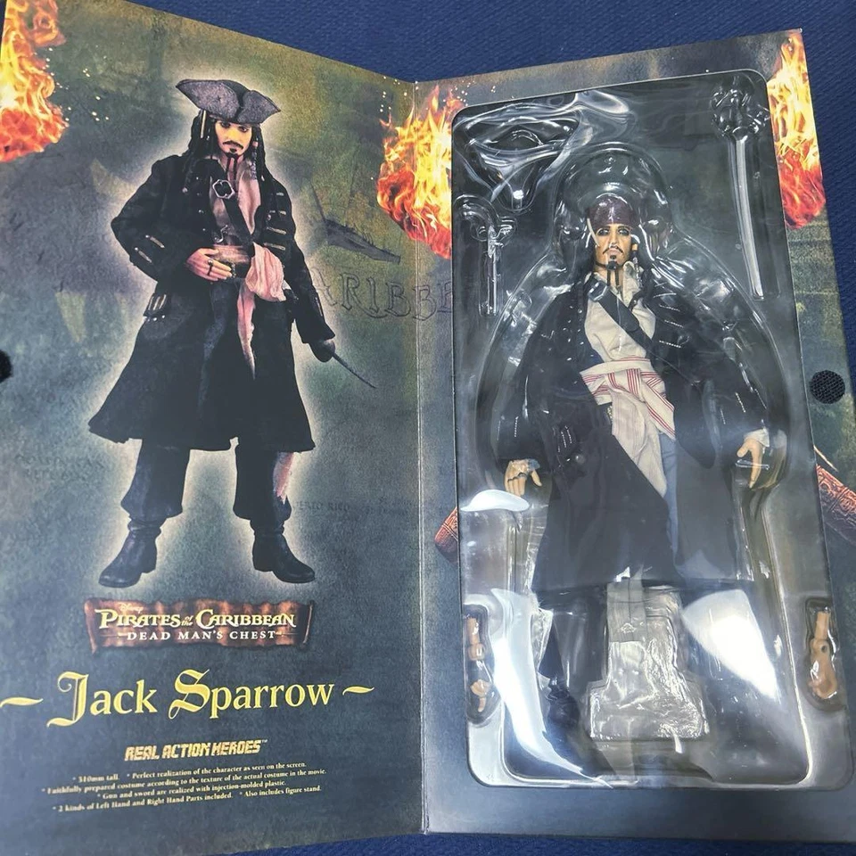 Figura Medicom RAH Real Action Heroes JACK SPARROW Piratas del Caribe 1:6 Foto 3 de 4