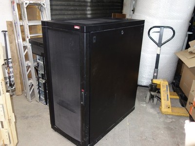 APC NetShelter VX Black 25U Enclosure Rack Cabinet AR2105BLK w/ Extras