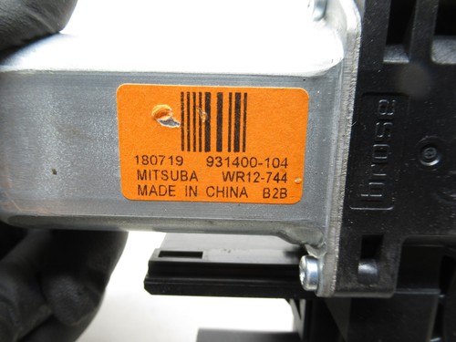 2014-2019 Jeep Cherokee Front Right Side Door Window Motor 931400-104 OEM - Picture 5 of 6