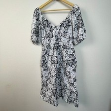 GAP Black White Floral Puff Sleeve Dress Smocked Bodice Women's XS Cottagecore