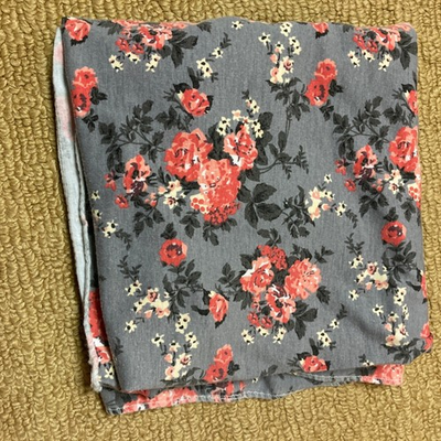 #ad Bed Bath Beyond Swaddle Blanket 33 x 33 Blue Floral Cotton Blend No tag $9.99