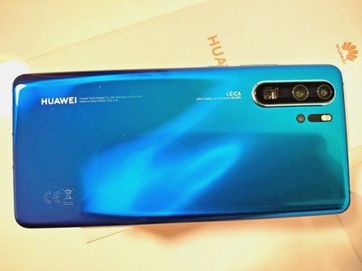 Huawei P30 Pro VOG-L29 - 128GB - Aurora Blau Ohne Simlock - Dual-SIM - 8GB RAM